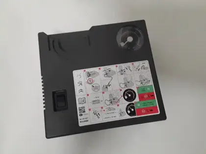 Photo 16 Peugeot 208  PureTech 100 S&S BVM6