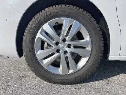 Photo 12 Peugeot Expert  FGN M BLUEHDI 145 S&S EAT8