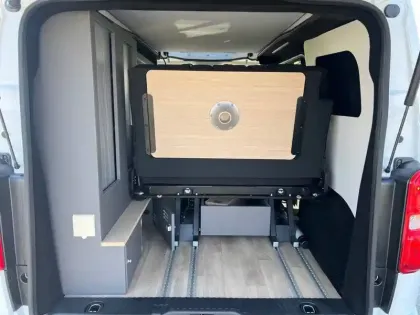 Photo 5 Peugeot Expert  FGN M BLUEHDI 145 S&S EAT8