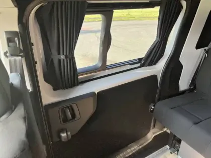 Photo 53 Peugeot Expert  FGN M BLUEHDI 145 S&S EAT8