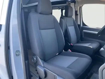 Photo 11 Peugeot Expert  FGN M BLUEHDI 145 S&S EAT8