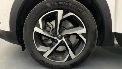 Photo 14 Citroën C5 aircross  Hybride Rechargeable 225 S&S e-EAT8 Shine