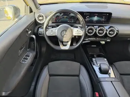 Photo 14 Mercedes Classe A  250 e 160+102ch AMG Line 8G-DCT 8cv