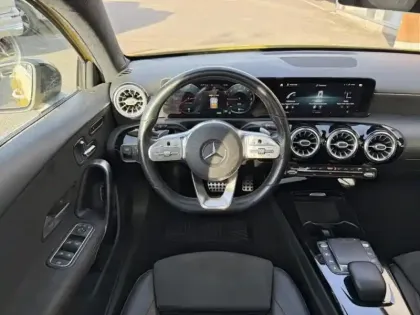 Photo 13 Mercedes Classe A  250 e 160+102ch AMG Line 8G-DCT 8cv