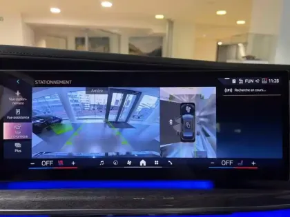 Photo 26 BMW Serie 7 Série 7 750eA xDrive 489ch M Sport