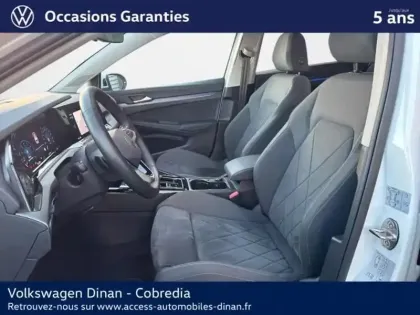 Photo 37 Volkswagen Golf  1.5 eTSI EVO2 150ch Style DSG7