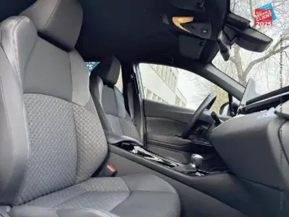 Photo 8 Toyota C-HR  2.0 Hybride 184ch Design E-CVT