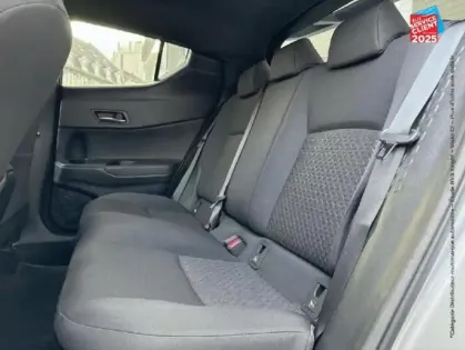 Photo 9 Toyota C-HR  2.0 Hybride 184ch Design E-CVT