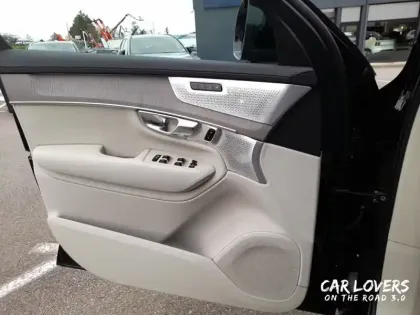 Photo 22 Volvo Xc90  T8 AWD Hybride Rechargeable 455 ch Geartronic 8 7pl