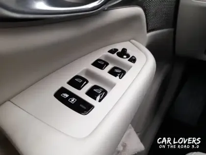 Photo 19 Volvo Xc90  T8 AWD Hybride Rechargeable 455 ch Geartronic 8 7pl