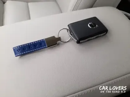 Photo 29 Volvo Xc90  T8 AWD Hybride Rechargeable 455 ch Geartronic 8 7pl