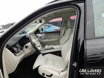 Photo 9 Volvo Xc90  T8 AWD Hybride Rechargeable 455 ch Geartronic 8 7pl