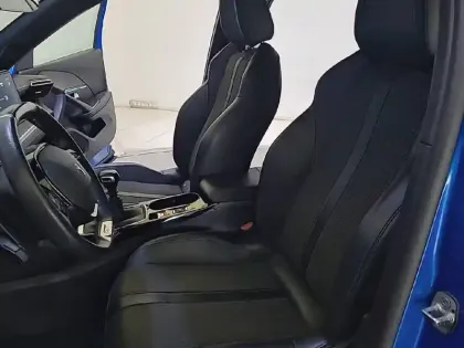 Photo 10 Peugeot 2008  BlueHDi 110 S&S BVM6