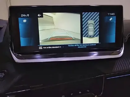 Photo 50 Peugeot 2008  BlueHDi 110 S&S BVM6