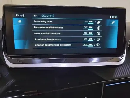 Photo 52 Peugeot 2008  BlueHDi 110 S&S BVM6