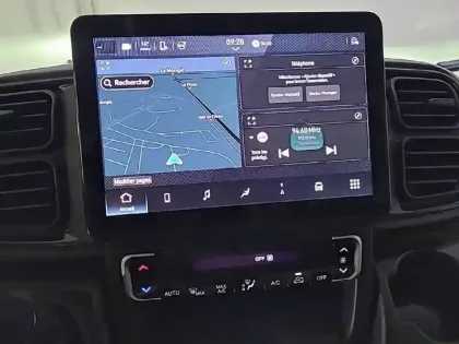 Photo 38 Peugeot Boxer  FOURGON TOLE 3.5 T L2H2 140 S&S BVA8