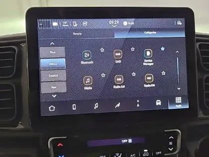 Photo 43 Peugeot Boxer  FOURGON TOLE 3.5 T L2H2 140 S&S BVA8