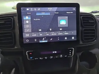 Photo 37 Peugeot Boxer  FOURGON TOLE 3.5 T L2H2 140 S&S BVA8