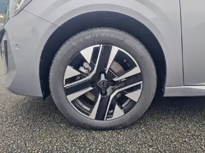 Photo 36 Peugeot 208  Electrique 50 kWh 136ch