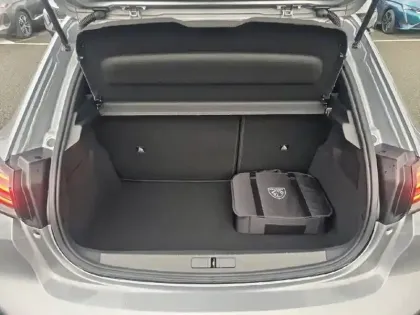 Photo 29 Peugeot 208  Electrique 50 kWh 136ch