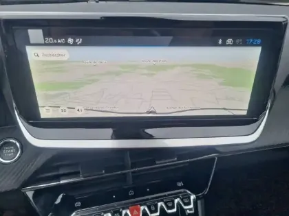 Photo 38 Peugeot 208  Electrique 50 kWh 136ch