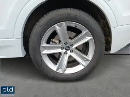 Photo 49 Audi Q8  55 TFSI e 381 Tiptronic 8 Quattro