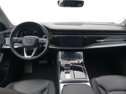 Photo 42 Audi Q8  55 TFSI e 381 Tiptronic 8 Quattro