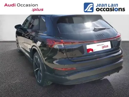 Photo 29 Audi Q4  e-tron 45 285 ch 82 kWh