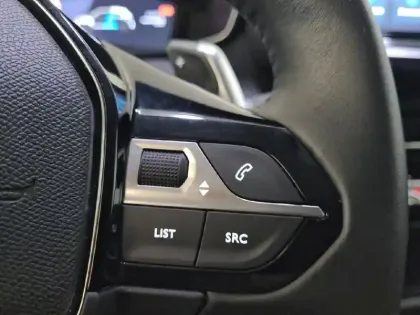 Photo 68 Peugeot 208  Hybrid 100 e-DCS6