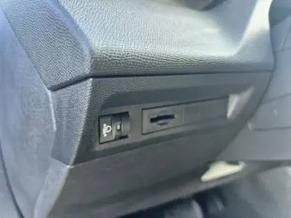 Photo 56 Peugeot 408  Hybrid 136 e-DCS6