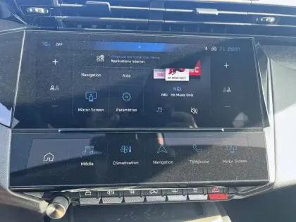 Photo 47 Peugeot 408  Hybrid 136 e-DCS6