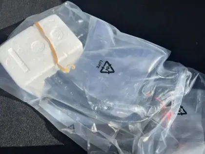 Photo 62 Peugeot 408  Hybrid 136 e-DCS6