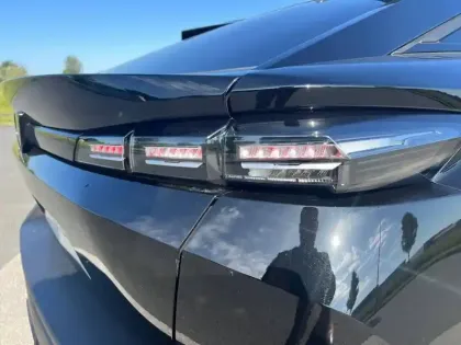 Photo 49 Peugeot 408  Hybrid 136 e-DCS6