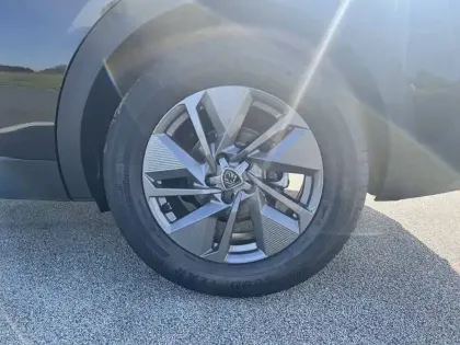 Photo 45 Peugeot 408  Hybrid 136 e-DCS6