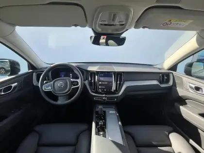 Photo 19 Volvo XC60  T6 AWD 253 + 145ch Utimate Style Dark Geartronic