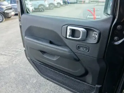 Photo 57 Jeep Gladiator  3.0 V6 MULTIJET 264 CH 4X4 BVA8