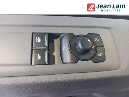 Photo 14 Volkswagen Transporter  VAN L1H1 2.0 TDI 150 BVA8