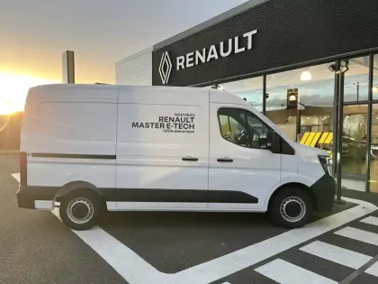 Photo 100 Renault Master  ELECTRIQUE FGN L2H2 3T5 GRANDE AUTONOMIE
