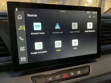 Photo 84 Renault Master  ELECTRIQUE FGN L2H2 3T5 GRANDE AUTONOMIE