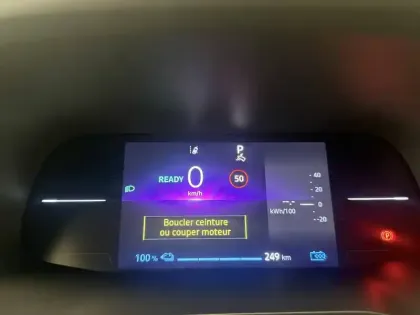 Photo 50 Renault Trafic  E-TECH ELECTRIQUE FGN L1H1 3T AC22