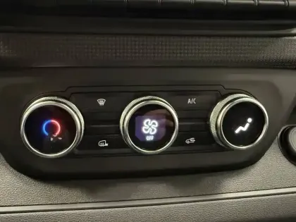 Photo 21 Renault Trafic  E-TECH ELECTRIQUE FGN L1H1 3T AC22