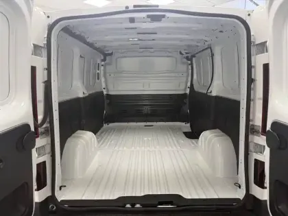 Photo 31 Renault Trafic  E-TECH ELECTRIQUE FGN L1H1 3T AC22