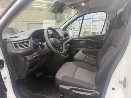 Photo 41 Renault Trafic  E-TECH ELECTRIQUE FGN L1H1 3T AC22