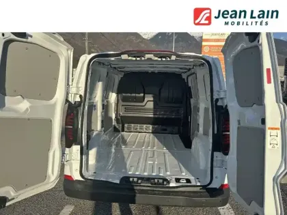 Photo 7 Volkswagen Transporter  VAN L1H1 2.0 TDI 150 BVA8