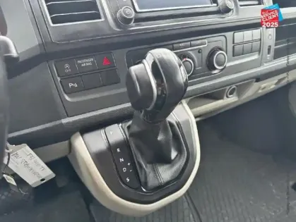 Photo 11 Volkswagen Transporter Gén. VI (T6) Ph1 Edition 30 4