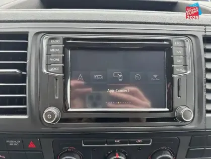 Photo 12 Volkswagen Transporter Gén. VI (T6) Ph1 Edition 30 4