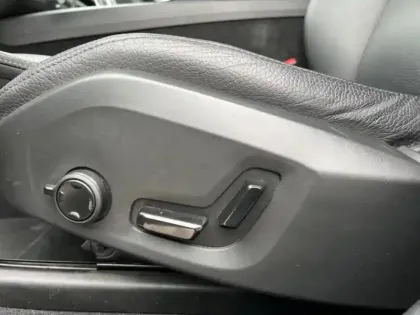 Photo 13 Volvo Xc60  T8 Twin Engine 303 + 87ch Inscription Luxe Geartronic