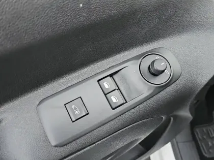 Photo 77 Opel Combo  CARGO 1.5 130 CH S/S L1H1 STANDARD