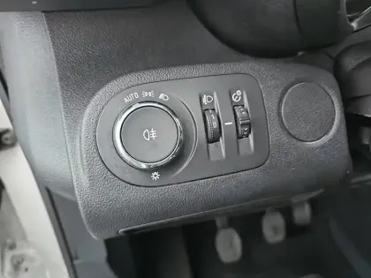 Photo 79 Opel Combo  CARGO 1.5 130 CH S/S L1H1 STANDARD