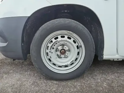 Photo 64 Opel Combo  CARGO 1.5 130 CH S/S L1H1 STANDARD